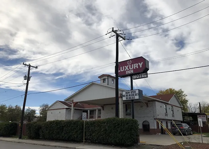 Luxury Inn